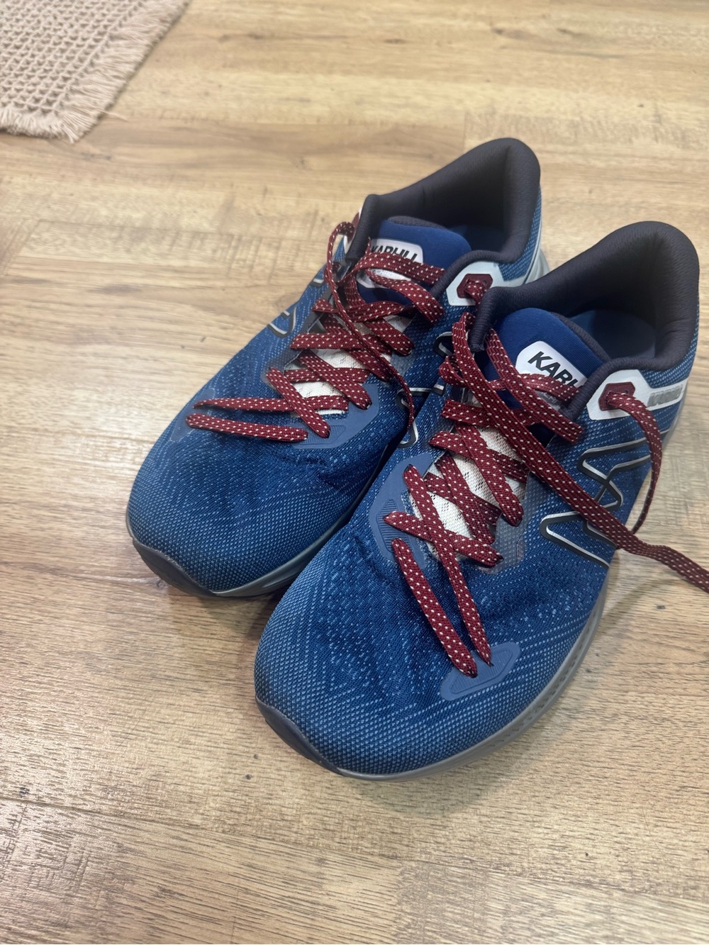 Men's Blue Athletic Running Shoes with Burgundy Laces